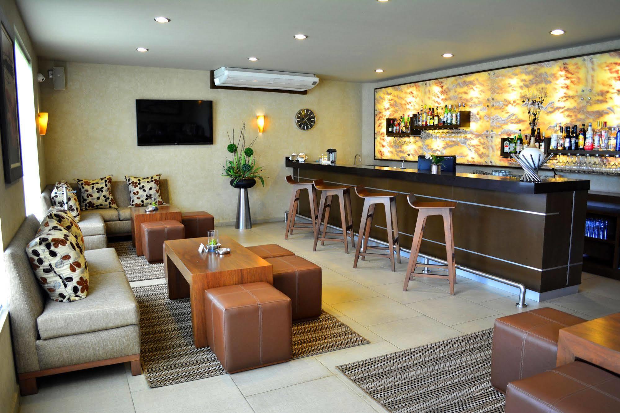 Layfer Express, Cordoba, Ver Exterior foto